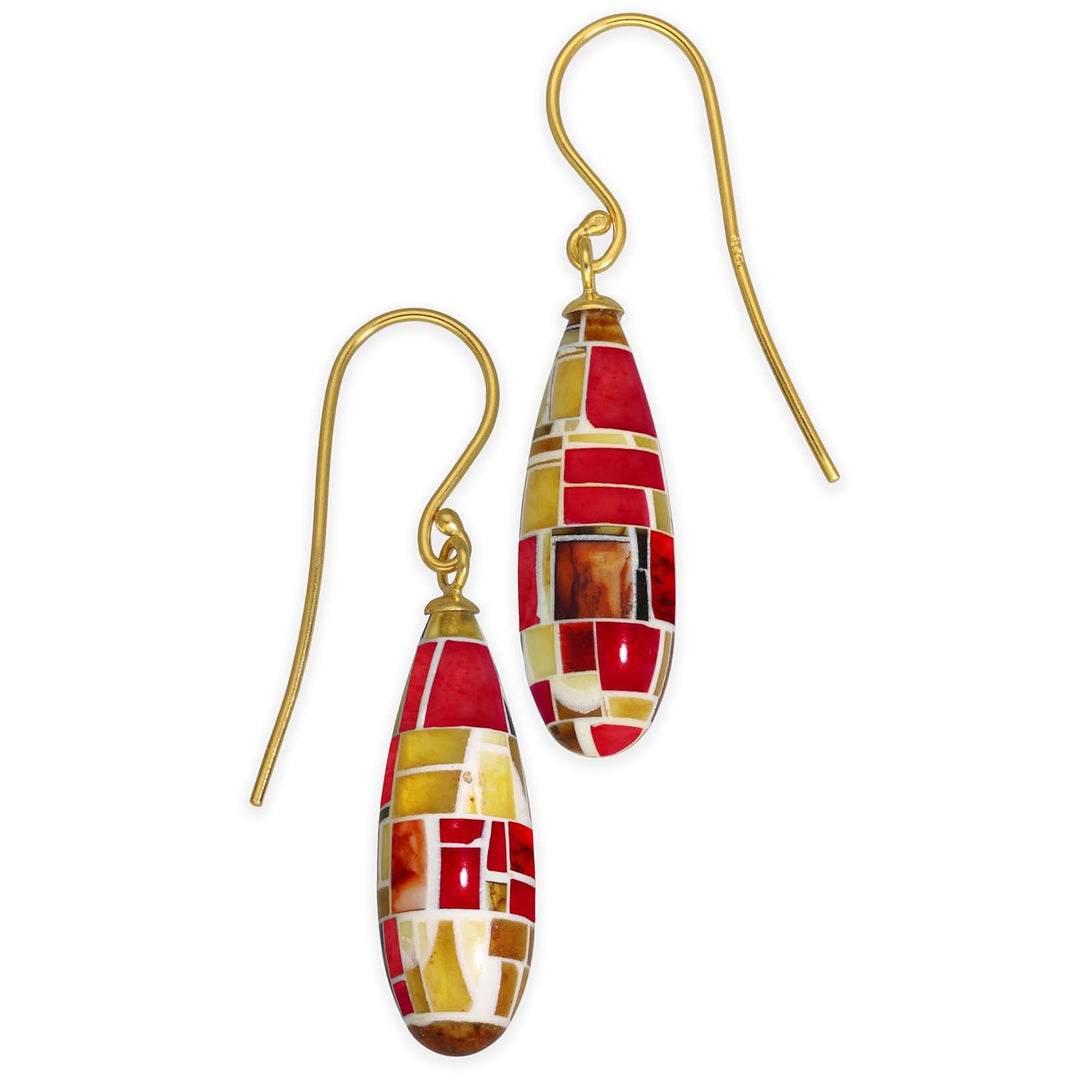 Earrings with amber chips