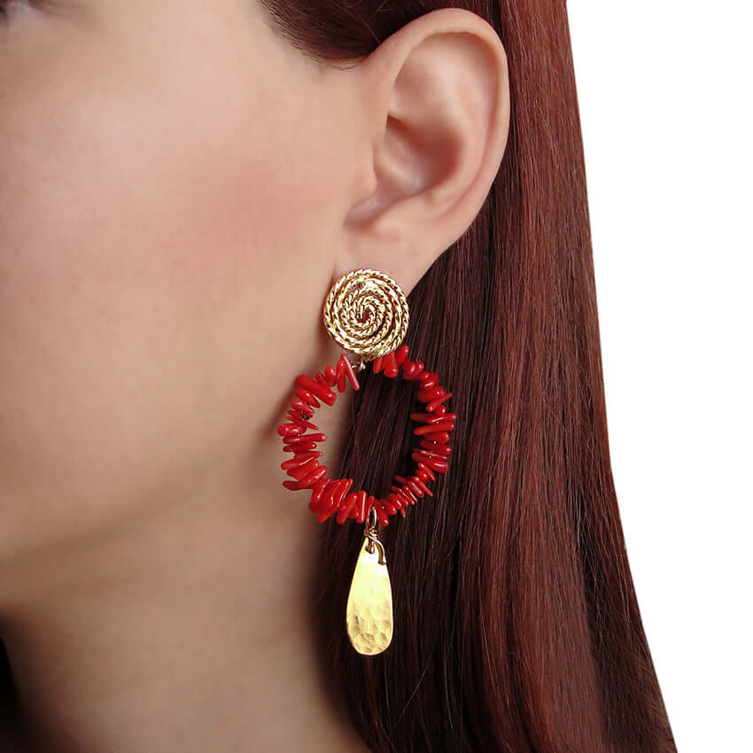 Κρεμαστά σκουλαρίκια με κοράλλια - Emmanuela - handcrafted for you®